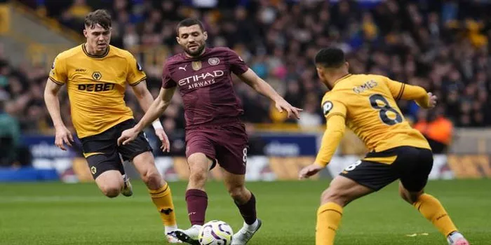 Aksi Seru Wolves Vs Manchester City di Liga Inggris 2024