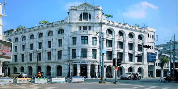 Gedung London Sumatera Landmark Bersejarah yang Menyimpan Seribu Cerita!